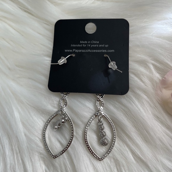 Paparazzi - Picture 2 of 4